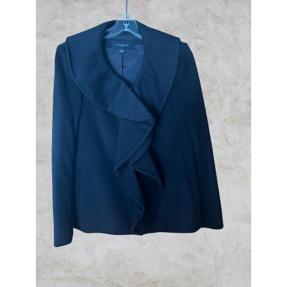 Anne Taylor 100% Wool Fool Zip Coat